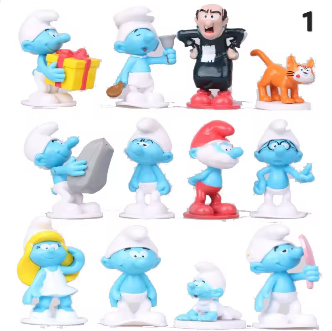 Small toys for cake or play
