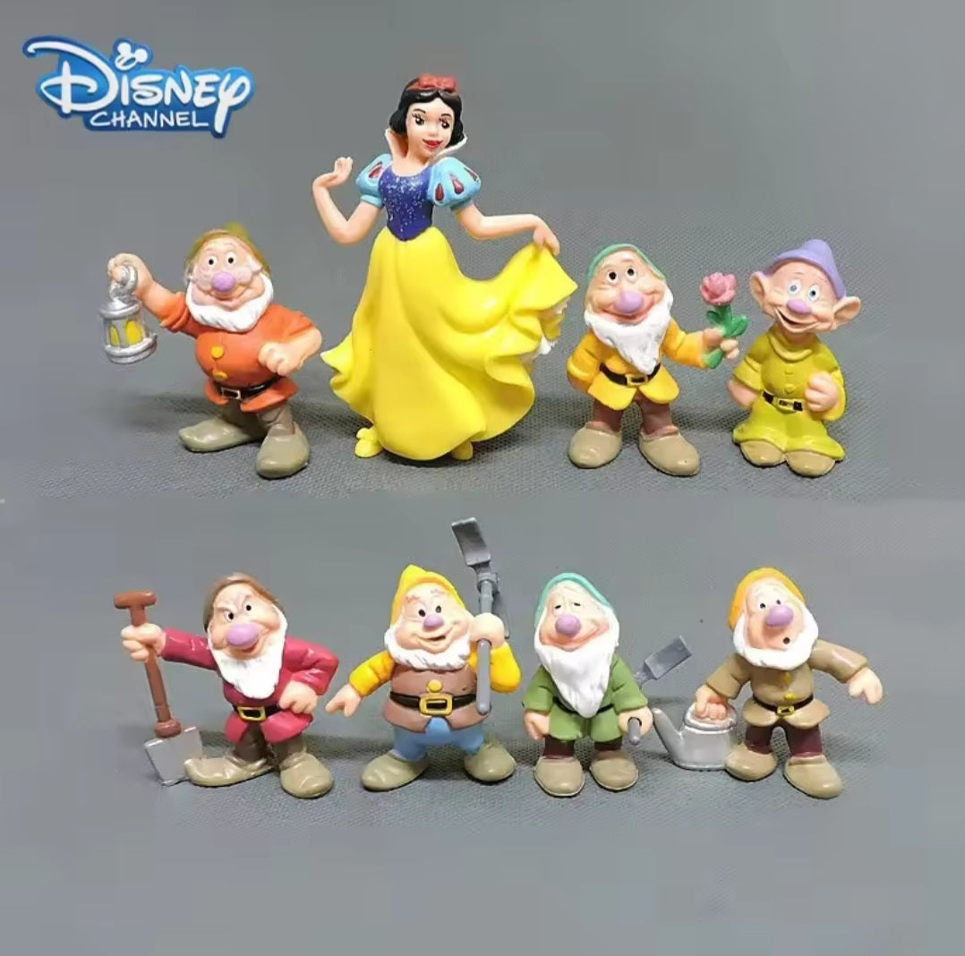 Snow white moana and aladdin