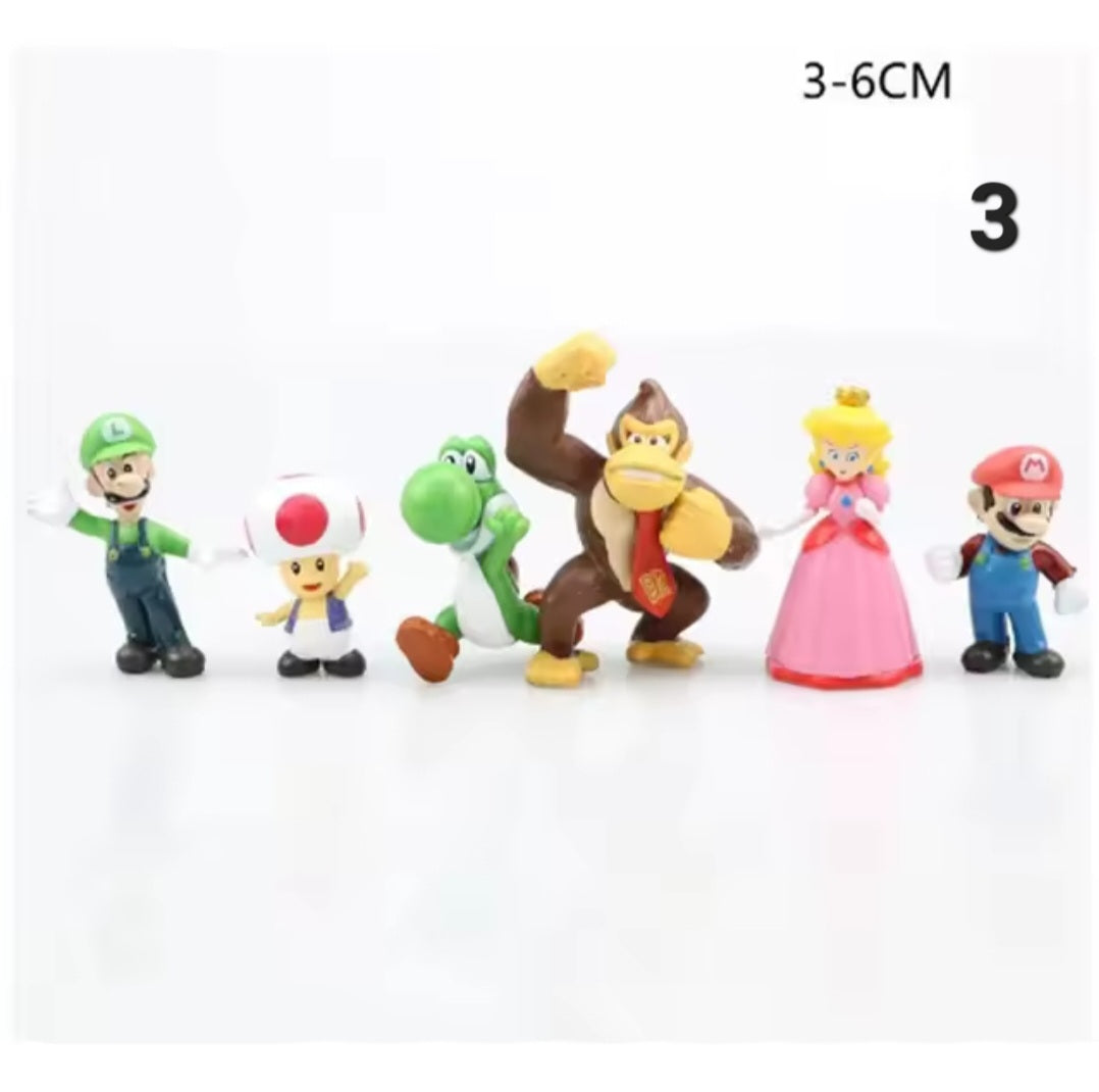 Small toys for cake or play